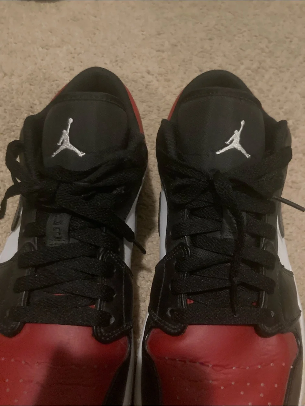 -Jordan Low-Top Sneakers in Black/Red/White-